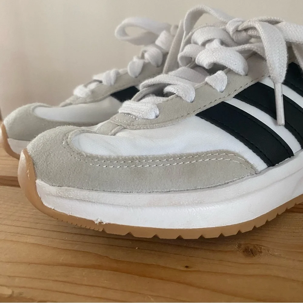 Adidas Kids Run 70s 2.0 White Black Sneakers Shoes 3.5 - Picture 13 of 14